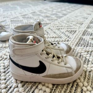 Nike Kids High-Top Sneakers - White and Black